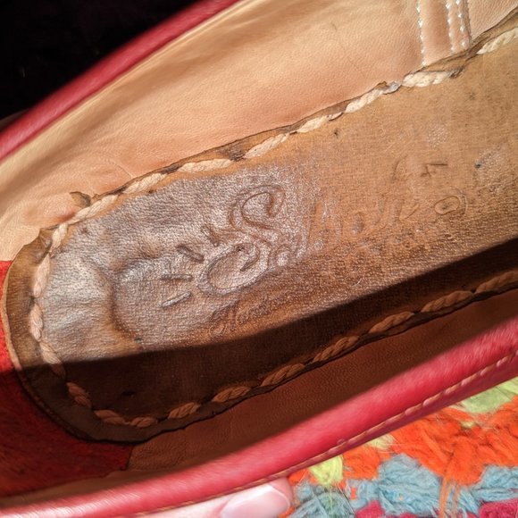 Oxblood Sabah W40 - Picture 5 of 6